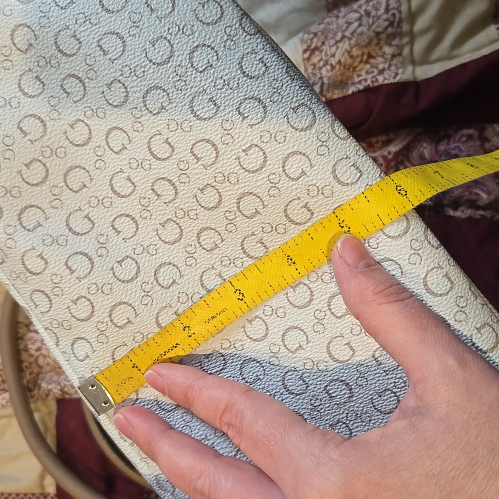 Guess Cream and Tan Tote Bag - Picture 8 of 8